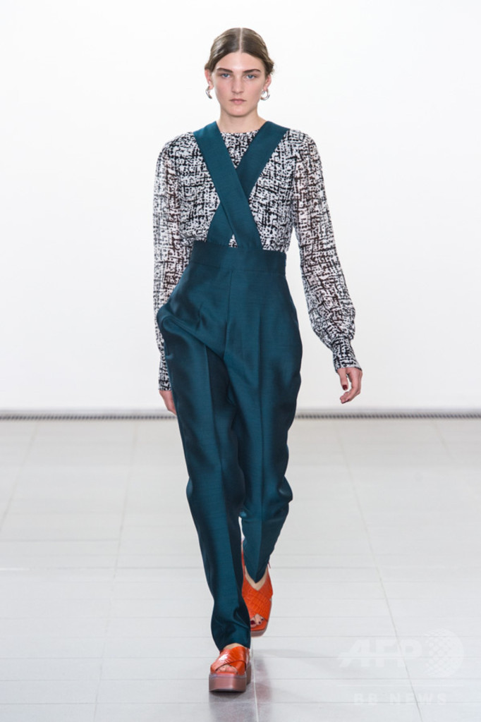 「ポール・スミス」16年春夏コレクション