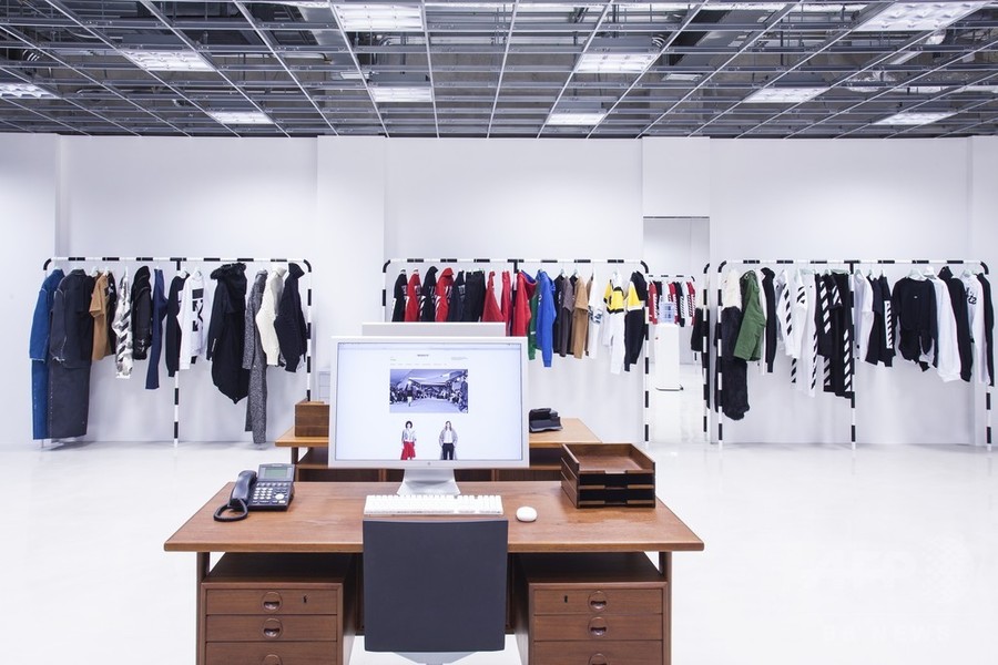 「オフ-ホワイト c/o ヴァージル・アブロー™」、国内初の路面店オープン