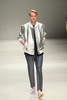 15年春夏「メルセデス・ベンツ ファッション・ウィーク 東京（Mercedes-Benz Fashion Week TOKYO）」で新作を発表したミスター・ジェントルマン（MR.GENTLEMAN）（2014年10月18日撮影）。(c)AFPBB News/JFWO/MBFWT