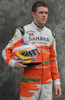 メルボルン（Melbourne）で開催された12F1開幕戦オーストラリアGP（Australian Grand Prix 2012）で写真撮影が行われ、各チームのドライバーが参加した。

ポール・ディ・レスタ（Paul di Resta）／フォースインディア（Force India）

誕生日：1986/04/16
通算優勝回数：0
通算獲得ポイント：27
グランプリ出走回数：19
ポールポジション獲得回数：0
表彰台：0
F1初出走：2011年オーストラリアGP
最高成績：6位
2011年総合成績：13位

ポーズをとるポール・ディ・レスタ（2012年3月15日撮影）。(c)AFP/Paul CROCK
