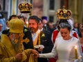 ロシア・サンクトペテルブルクのイサク大聖堂で行われたゲオルギー・ミハイロビッチ・ロマノフ氏とレベッカ・ビルジニア・ベッタリーニさんの結婚式（2021年10月1日撮影）。(c)Olga MALTSEVA / AFP
