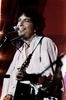 米フィラデルフィアで公演した米歌手ボブ・ディラン氏（1985年7月13日撮影）。(c)AFP/Micelotta FRANK
