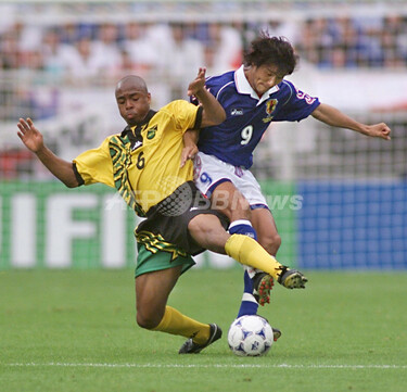 中山雅史選手サイン入りサッカーボール ゴン」中山雅史、日本ゴール史