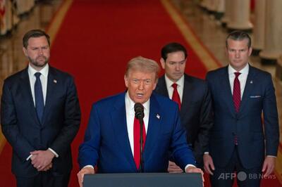 トランプ氏「イランで政権交代なぜ起きない」 国防長官発言と矛盾