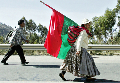 ボリビアの首都機能移転の反対集会、100万人以上が参加