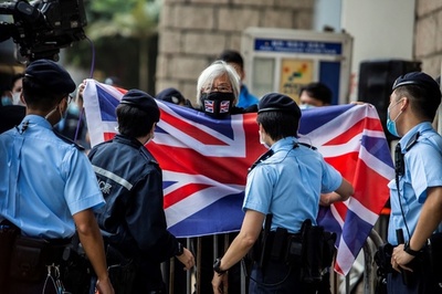 香港デモ名物の「王おばあちゃん」 天安門追悼の一人デモで逮捕される