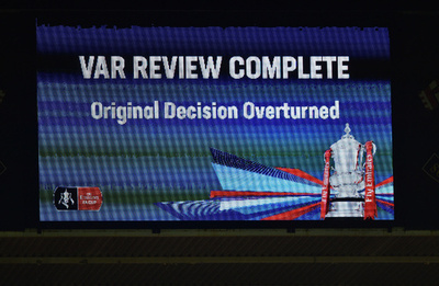 IFABがハンドの定義を明確化、今後は「故意」でなくとも反則に