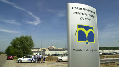 ベルギーの刑務所で脱獄、ヘリ不時着の混乱を利用