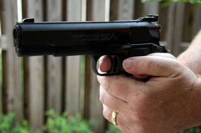 米シアトル郊外の一家射殺事件、動機は家庭内の金銭トラブルか