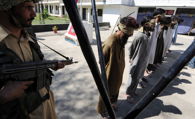 パキスタン、軍事作戦で武装勢力1000人を殺害