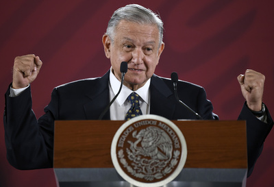 メキシコ大統領の執務室で隠しカメラ見つかる、本人は心配せず