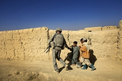 タリバン、「アフガニスタン国土の7割に勢力拡大」 国際シンクタンク