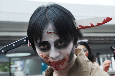 川崎でハロウィーンの仮装パレード、10万人が見物