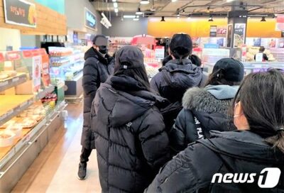 「行列」を楽しむ韓国の若者 (上) 小さな幸せとアイテム獲得力に熱狂