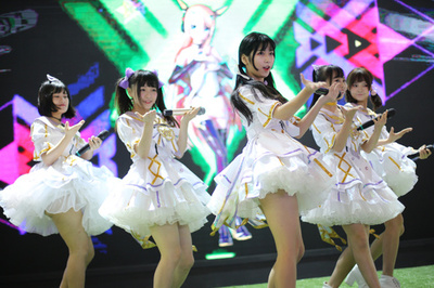 2次元&3次元の中国アイドルグループ「SS IDOL」 南京に登場