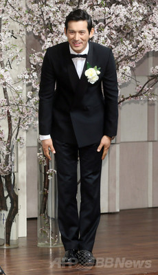 俳優のオ ジホ 年下の一般女性と結婚 写真8枚 ファッション ニュースならmode Press Powered By Afpbb News