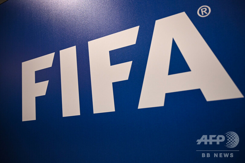 Fifa会長 サラリーキャップや移籍金上限の検討を呼びかけ 写真1枚 国際ニュース Afpbb News