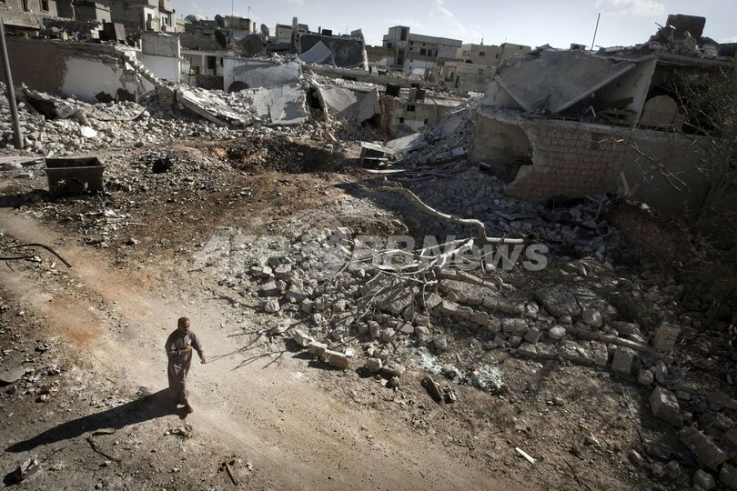 化学兵器問題より人道支援を、赤十字トップが訴え シリア内戦