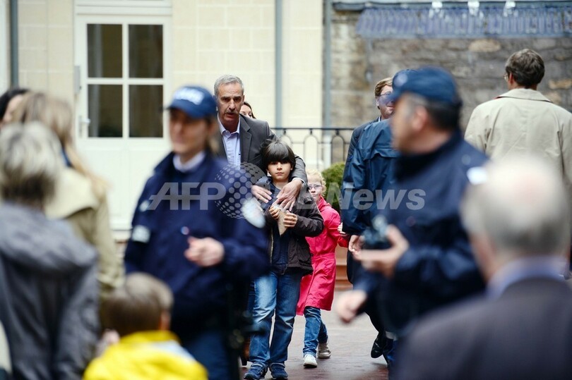 園児らの目の前で男が銃で自殺 パリの幼稚園 写真2枚 国際ニュース Afpbb News
