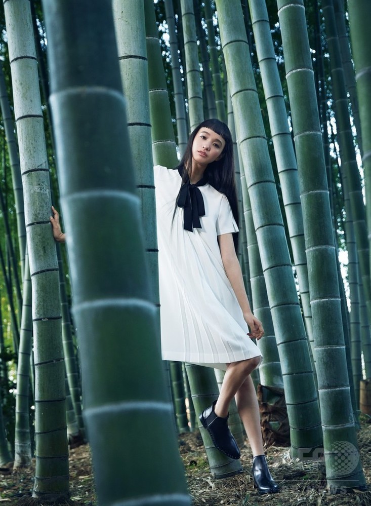 【LIMITED EDITION by KARL LAGERFELD】スーツ トーナルブルーストライプネイビースーツ（スーツ）｜BLACK LABEL