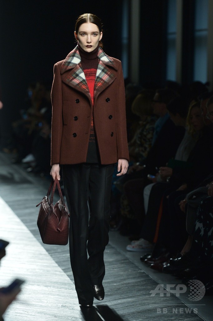 「ボッテガ・ヴェネタ」16/17年秋冬コレクション