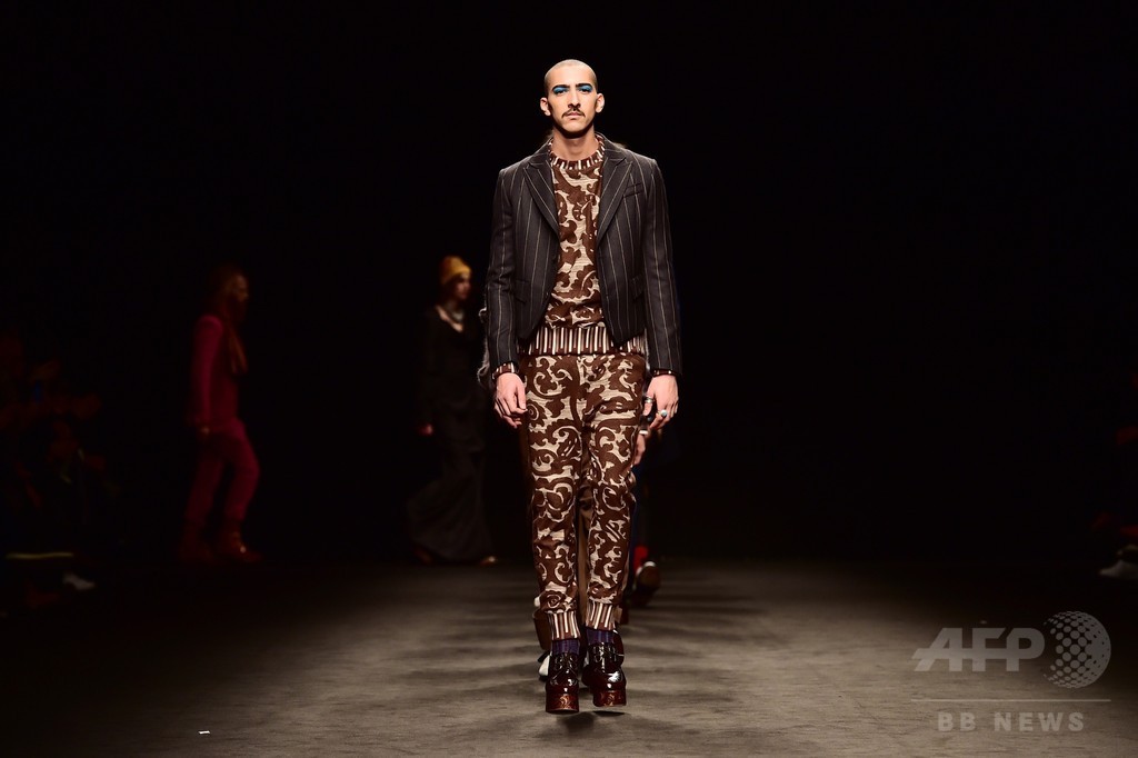 「ヴィヴィアン・ウエストウッド」16/17年秋冬メンズ