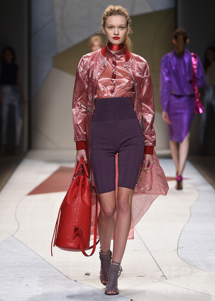 「トラサルディ」17年春夏