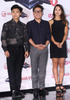 韓国・ソウル（Seoul）のCJ E&amp;Mセンター（CJ E&amp;M Center）で行われた、オーディション番組「スーパースターK6（SUPER STAR K6）」の記者懇談会に臨む、歌手のキム・ボムス（Kim Bum-Soo、左）、ユン・ジョンシン（Yoon Jong-Shin、中央）、ペク・チヨン（Baek Ji-Young、2014年8月18日撮影）。(c)STARNEWS
