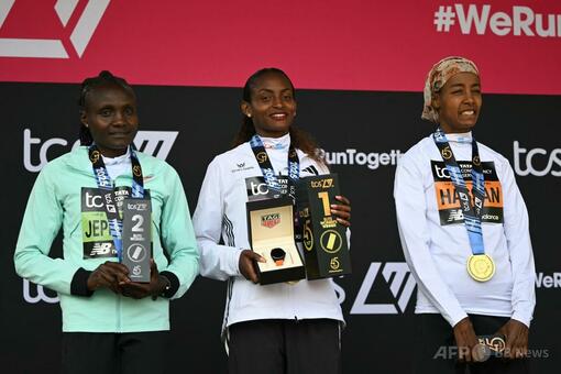 アセファが女子単独新で優勝 男子はサウェがV ロンドン