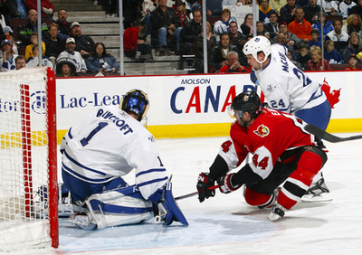 ＜06-07NHL＞メープルリーフス セネターズに勝利し4連勝 - カナダ