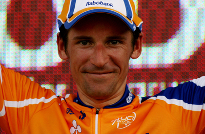 メンショフ 第11ステージを終え総合首位をキープ