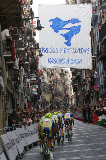 モビスター・チームが第1ステージを制す、ブエルタ・ア・エスパーニャ