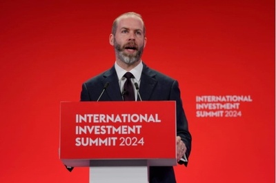 英商務貿易相「EUの中国製EVへの追加関税導入に追随する考えはない」