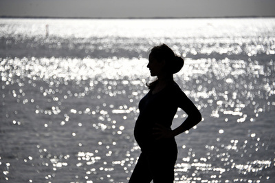 逮捕された妊婦、産院搬送を拒否され一人署内で出産 タンザニア