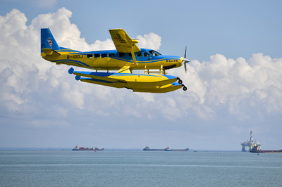 中国・海南で水陸両用機の飛行ショー 将来的には通勤も