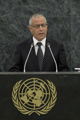 リビア首相、武装集団に連れ去られる