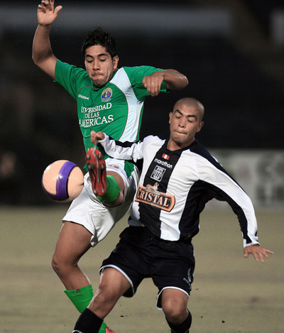 ＜サッカー 07リベルタドーレス杯南米選手権＞アウダス・イタリアーノ アリアンサ・リマに1-0で勝利 - チリ