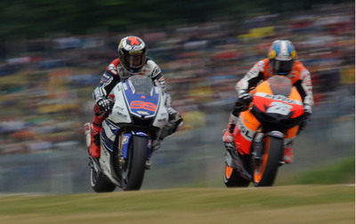 ペドロサがチェコGPで優勝、ロレンゾとの差を詰める