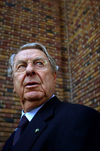 映画監督フォンス・ラデメーカーズ氏 死去 - オランダ