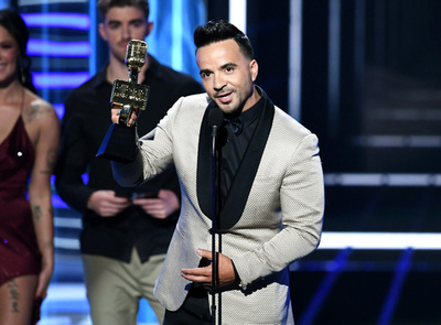 「デスパシート」、ユーチューブ再生60億回突破 史上最多