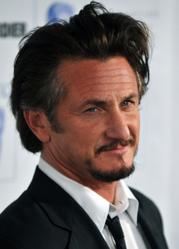 S・ペン主演『ミルク』、同性愛テーマに重い扉を開くかアカデミー賞