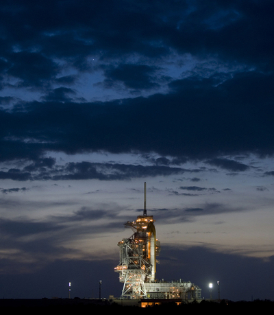 米スペースシャトル「ディスカバリー」、16日打ち上げへ