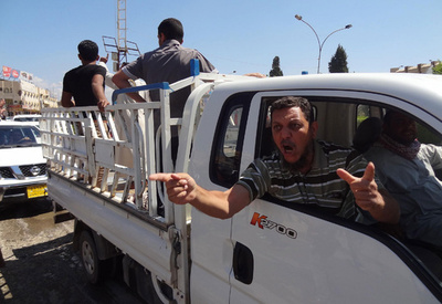 イラク北部の町を武装集団が制圧、2日間続く暴動で128人死亡