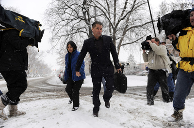 米「気球少年」騒動、両親に恩赦