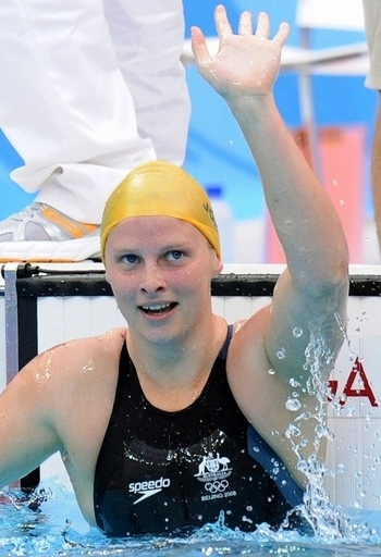 リーゼル・ジョーンズ 女子100メートル平泳ぎを制す