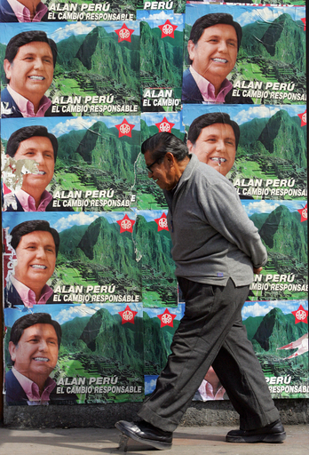 ＜ペルー大統領選挙＞決選投票近づく - ペルー