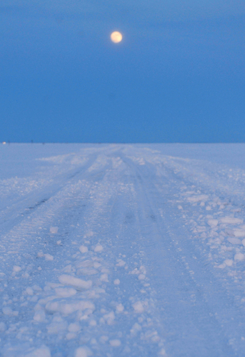 エストニアの「氷上道路」、開通期間は天候次第