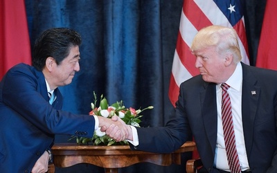 トランプ大統領、安倍首相と会談 北朝鮮問題は「解決されるだろう」