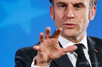 マクロン氏、「帝国主義者」プーチン氏に反論 「ナポレオン」発言受け