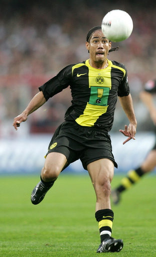 ピーナール 期限付きでエバートンへ移籍